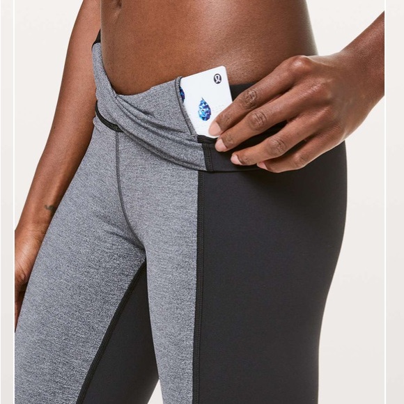 Lululemon Wunder Under Crop High-Rise *Curve 17" - Picture 3 of 8